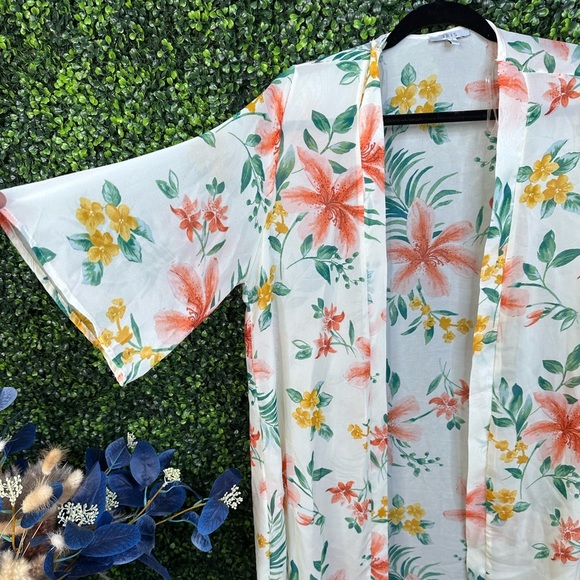 Floral Kimono NWT - Picture 2 of 7